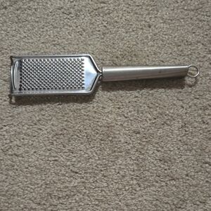 FREE W ANY PURCHASE! Oneida Silver Cheese Grater